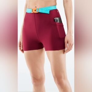 Fabletics High-Waisted Motion365® Hike Short 3'', Color Brick/Multi Size S
